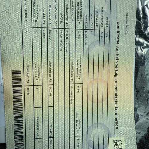Het identificatiebewijs van de Opel Combo Zwart